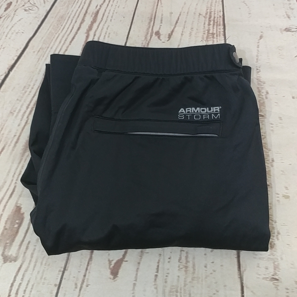 Under Armour Black Joggers Athletic Comfort